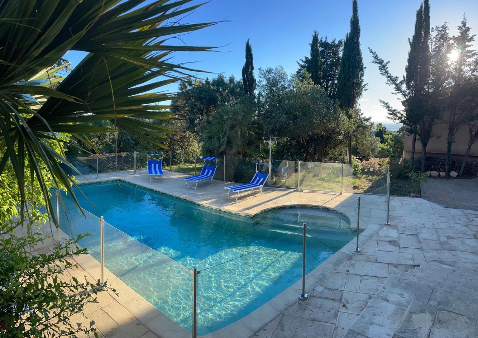 Atlantide - Somptueuse Villa Classee 4 Etoiles - Saint-Clair - Vue Exceptionnelle - Piscine Sete Bagian luar foto